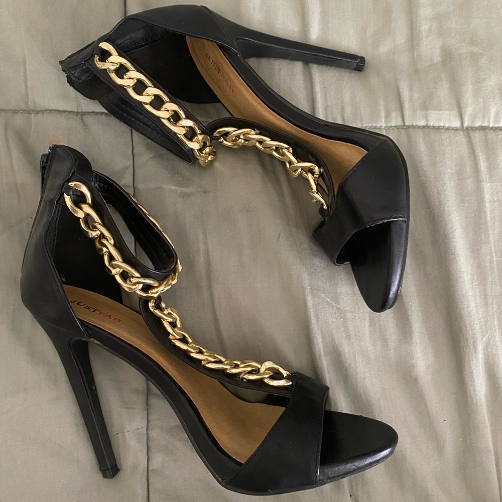 Gold chain black high heels